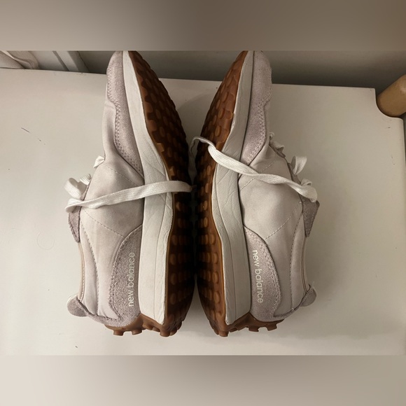 New Balance 327 - Picture 5 of 8